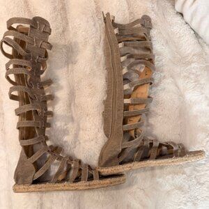 Cute, unique, knee-high zip up sandals!